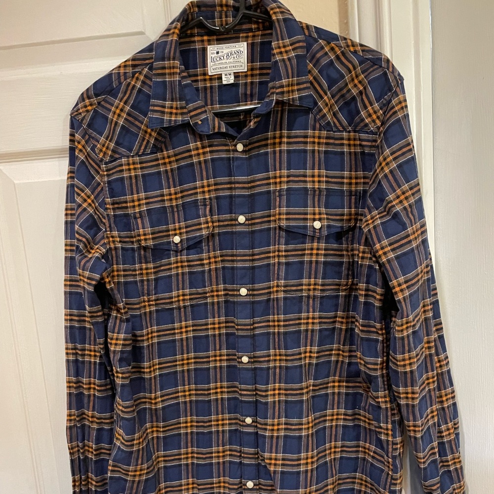 Lucky Brand Saturday Stretch flannel shirt plaid. Pearl snap buttons. Size M